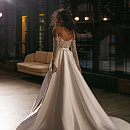 Свадебное платье мини со съемной атласной юбкой фото