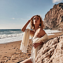 Шерстяная шаль с бахромой