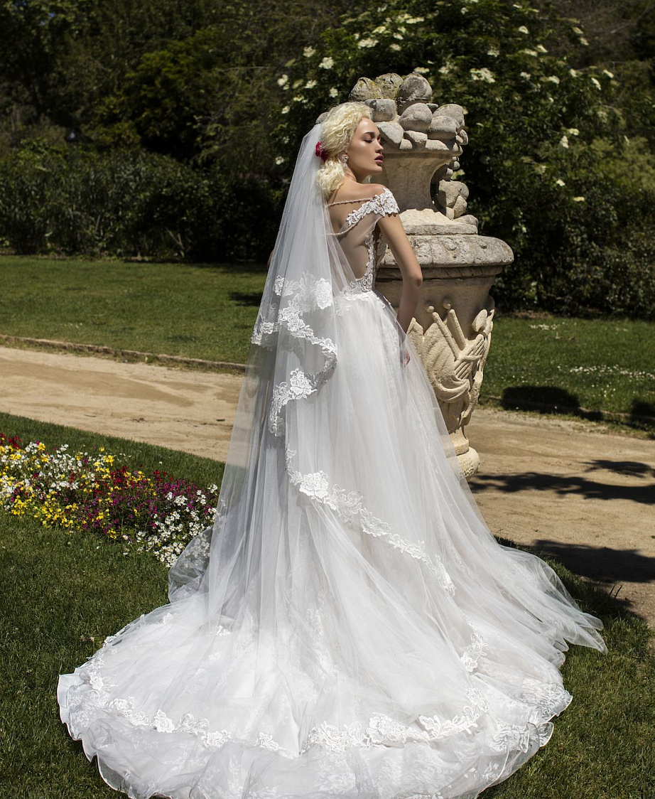 Свадебная фата с плетеным кружевом фото