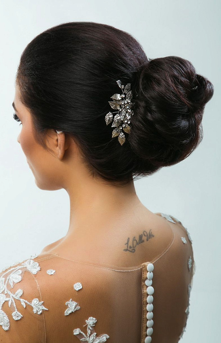 Гребень для волос в серебряном цвете фото