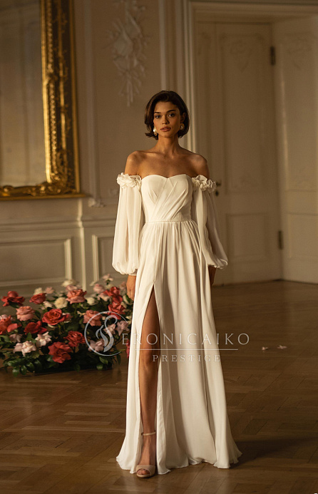 Свадебное платье из шифона с объемными рукавчиками фото