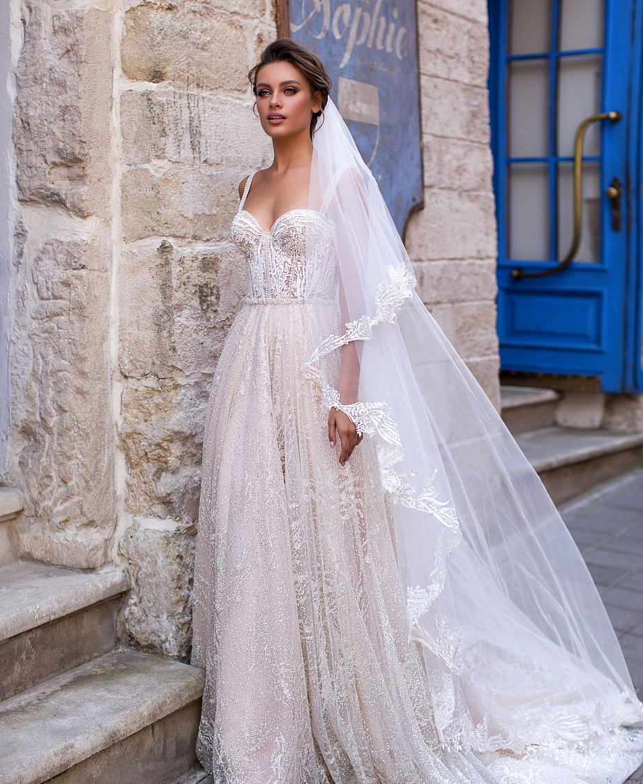 Двухъярусная кружевная фата фото