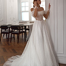 Блестящее свадебное платье с диснеевским корсетом фото