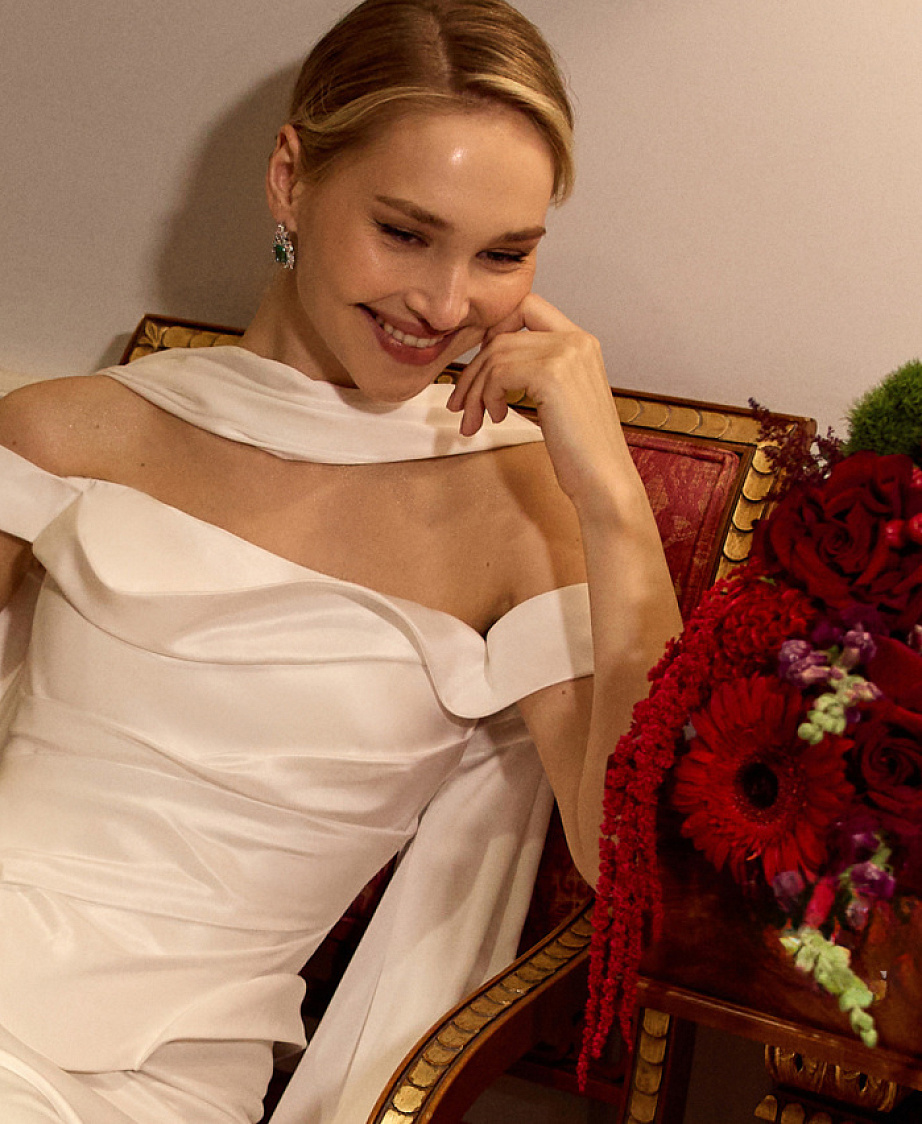 Стильный лаконичный свадебный комплект фото