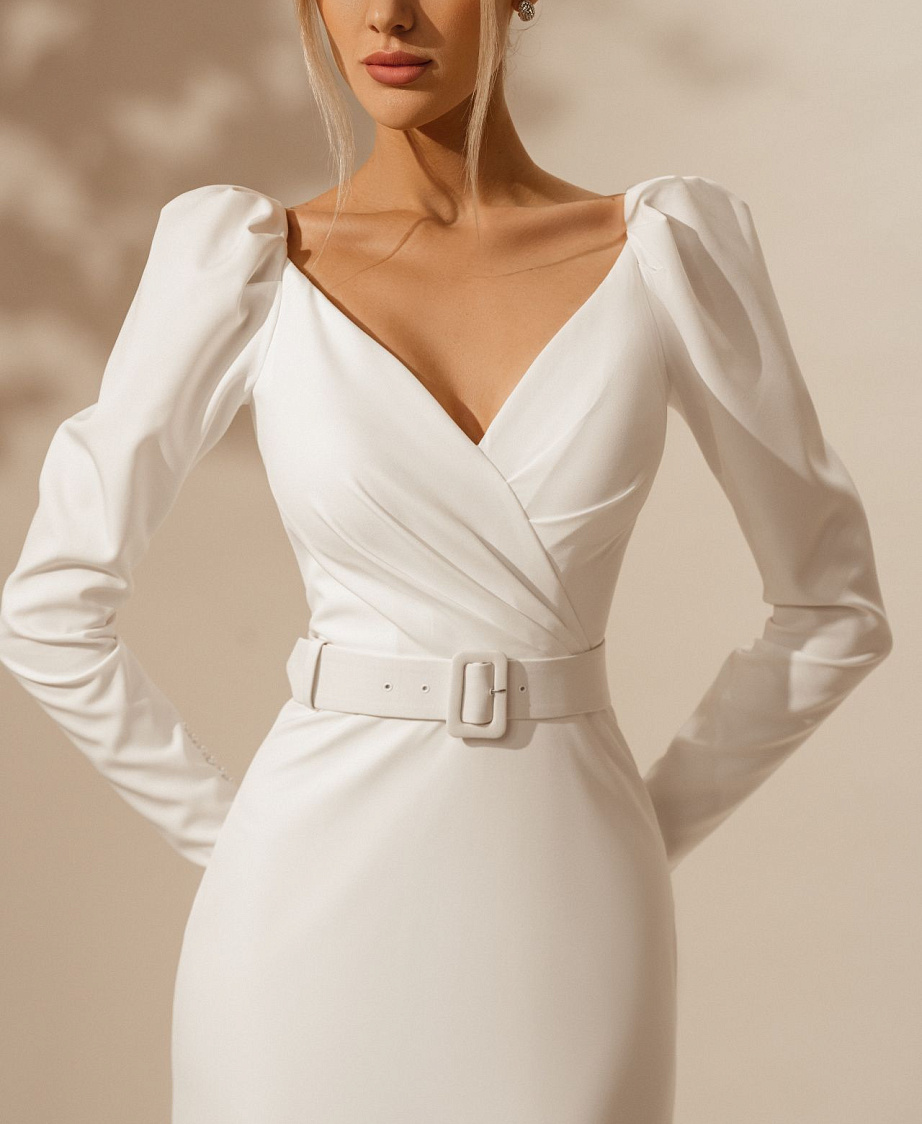 Свадебное платье рыбка с объемными плечиками фото