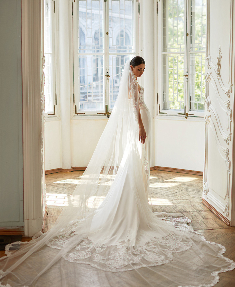 Трёхметровая кружевная фата фото