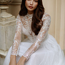 Закрытое свадебное платье с рукавами фото