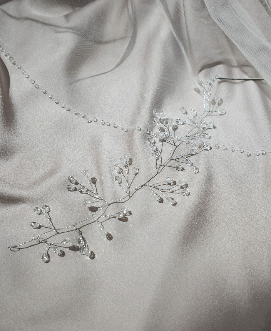 Веточка для волос со стеклярусом фото