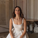 Королевское свадебное платье с квадратным вырезом фото