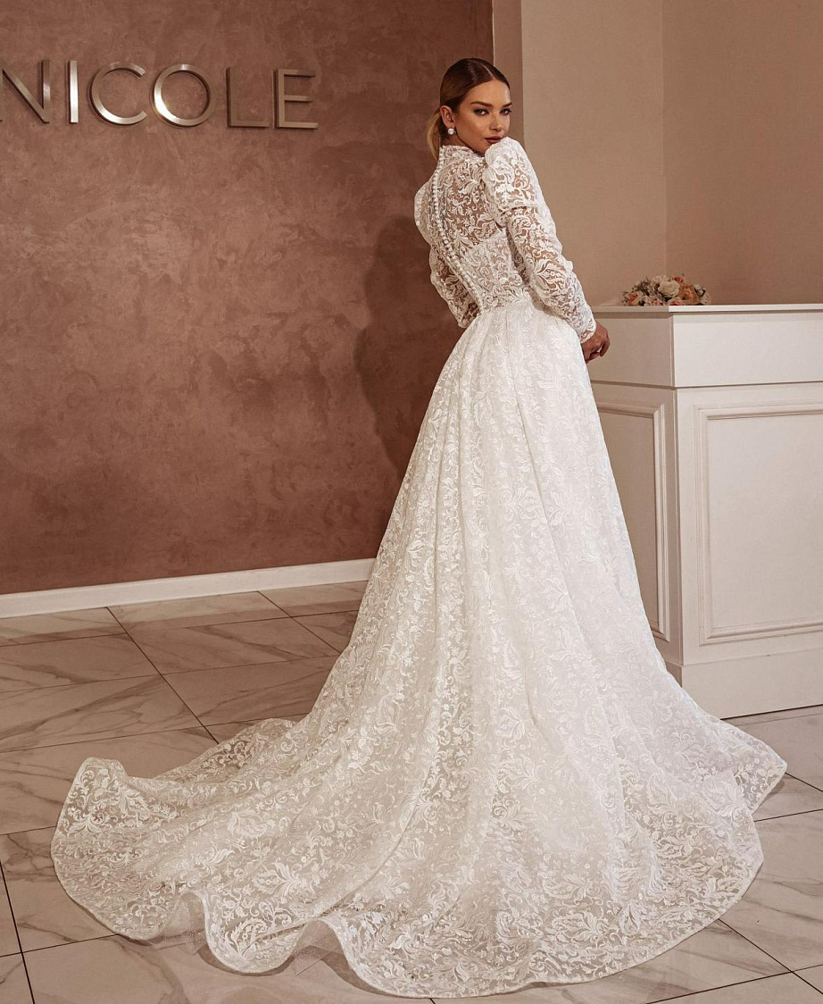 Кружевное свадебное платье 2022