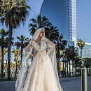 Свадебная фата с кружевом у лица фото