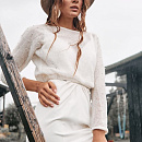 Шерстяной свитер с жемчугом