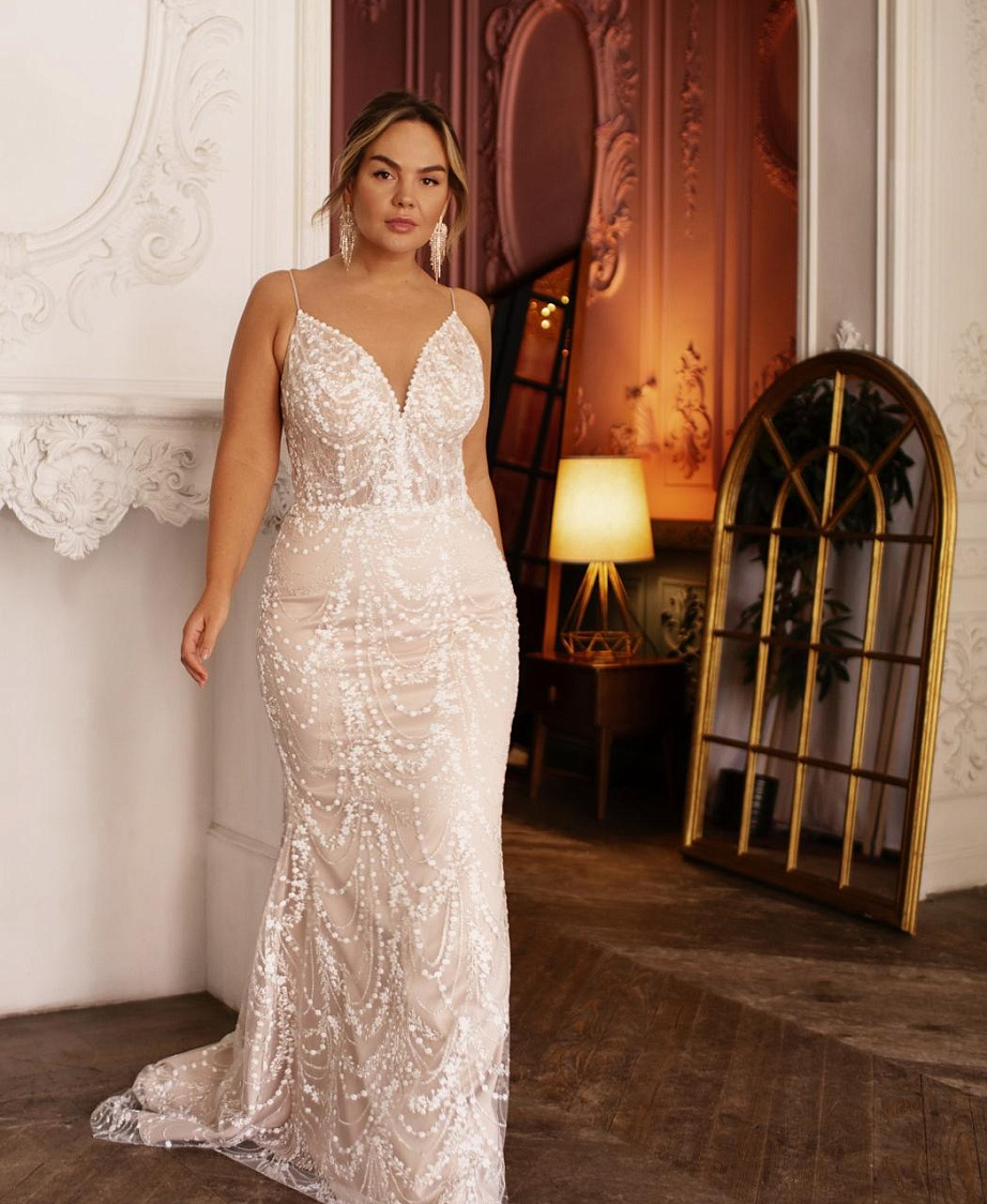 Свадебное платье рыбка большого размера фото