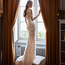 Комплект из кржевной русалки и съемного корсета с притачным шлейфом фото