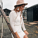 Шерстяной свитер с жемчугом