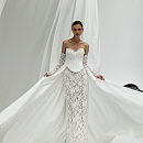 Стильный свадебный комплект с атласным корсетом и кружевной юбкой фото