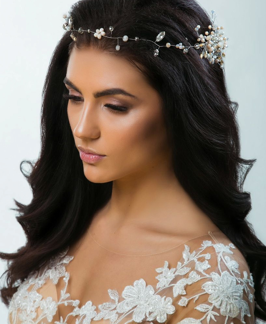 Объёмное украшение в волосы фото