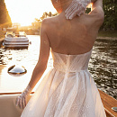 Свадебное платье в кружеве шантильи фото