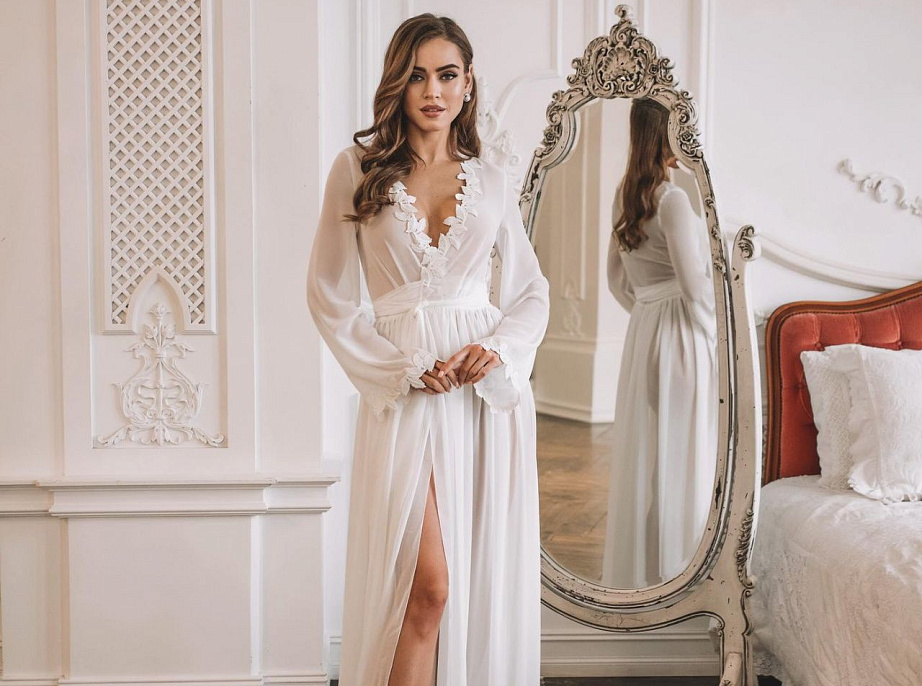 Шифоновый белый халатик фото