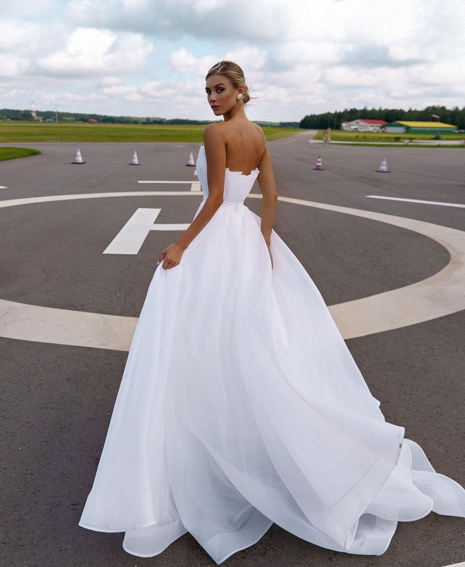 Свадебное платье из шифона с драпировкой фото