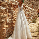 Роскошное сияющее свадебное платье А-силуэта фото