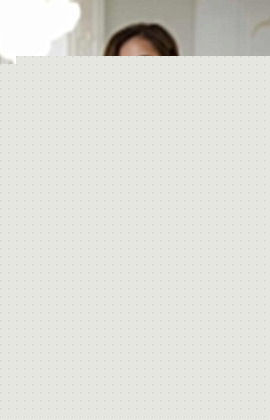 Роскошное закрытое кружевное платье фото