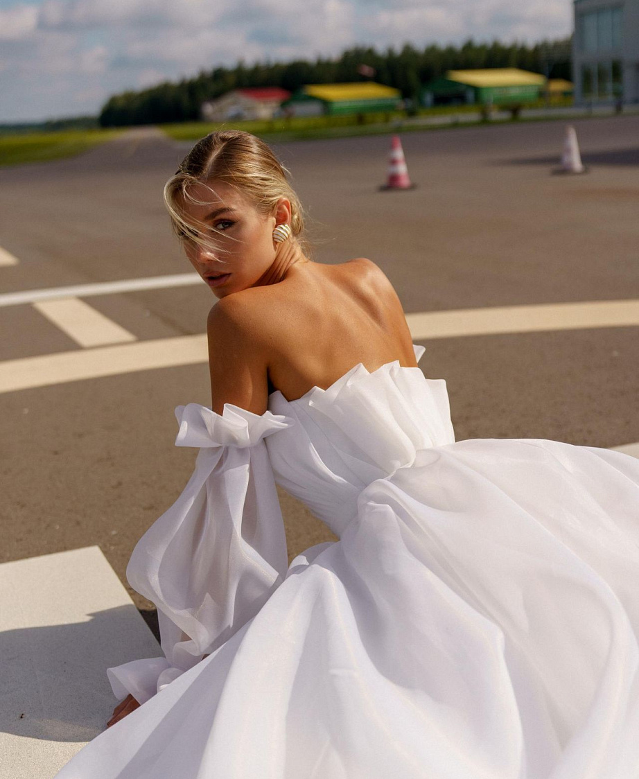 Свадебное платье из шифона с драпировкой фото