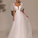 Блестящее свадебное платье с v-вырезом