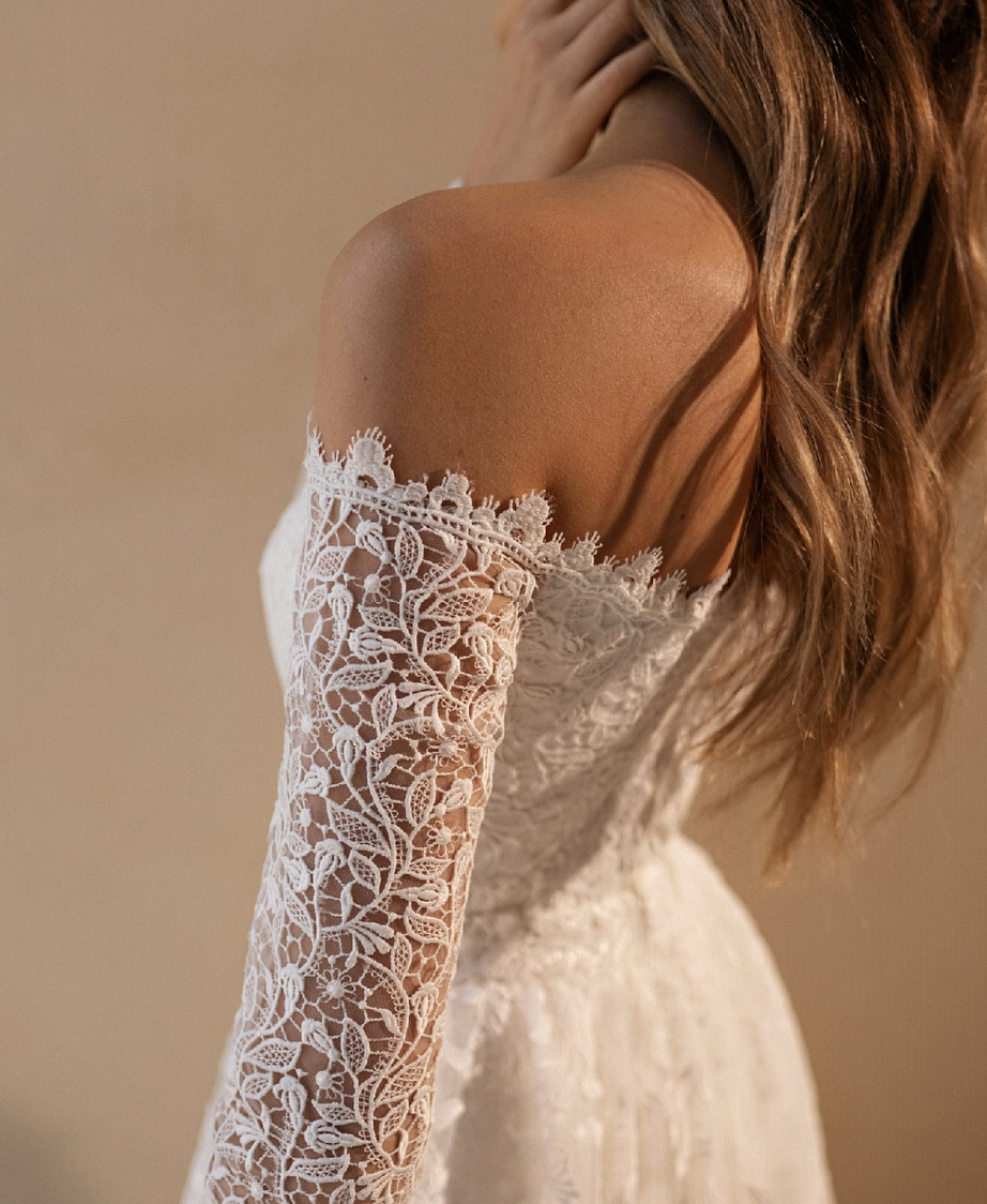 Свадебное платье рыбка в хлопковом кружеве фото