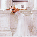 Нежный свадебный комплект с баской фото