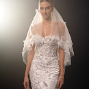 Роскошное свадебное платье с объемным кружевом фото