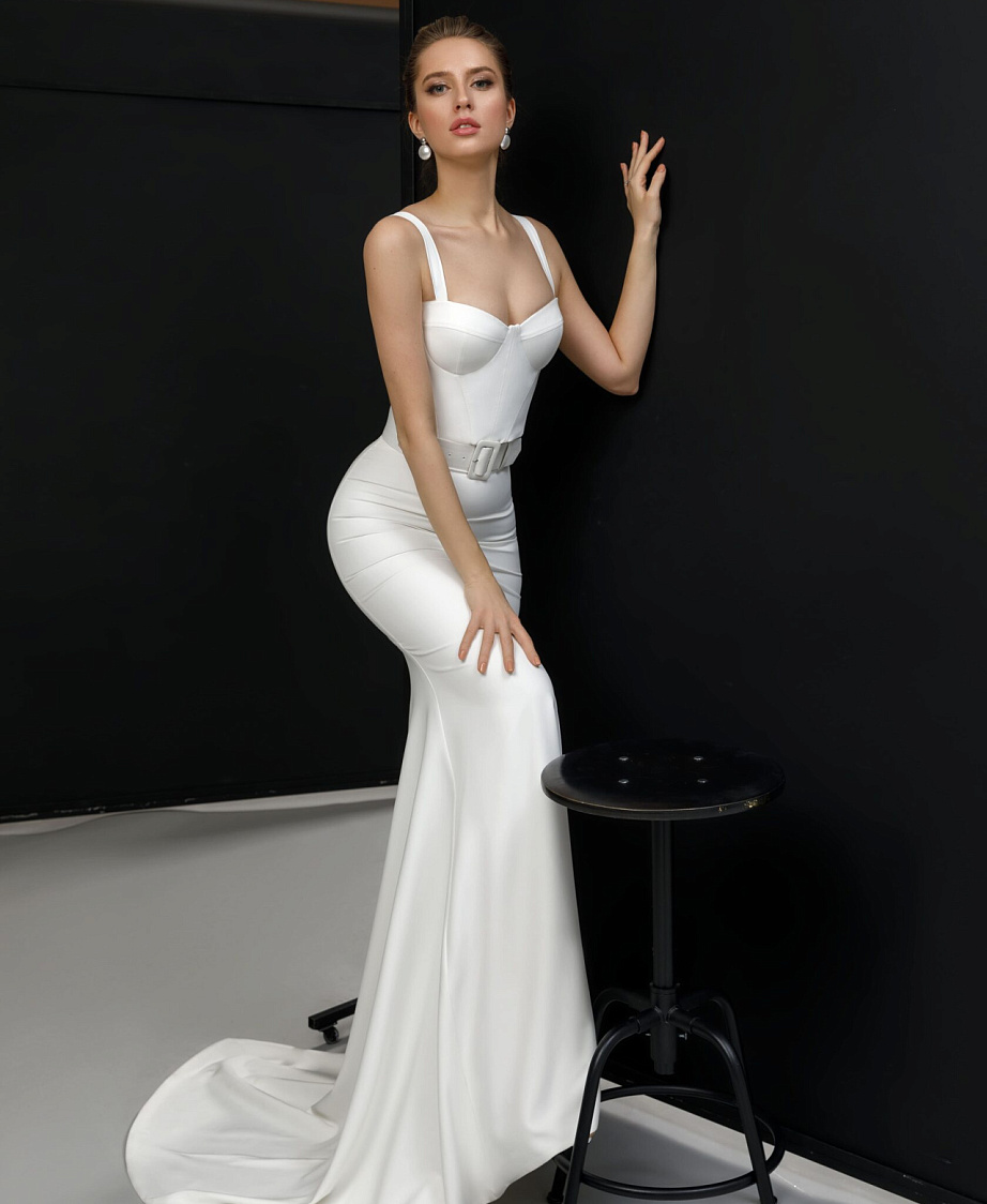 Стильные комплект из корсета и юбки фото