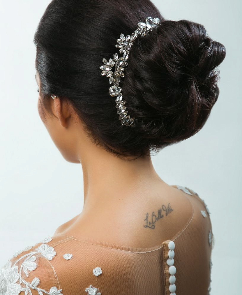 Роскошное украшение для волос с кристаллами фото