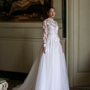 Кружевное свадебное платье с закрытым верхом фото