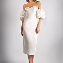 Облегающее атласное свадебное платье фото