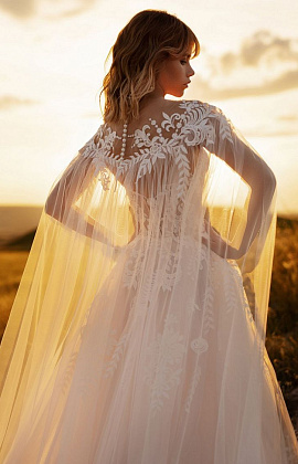 Кейп с кружевом на плечах фото