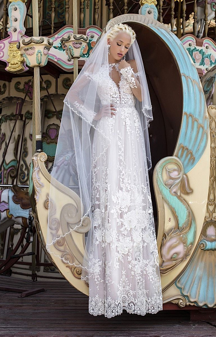 Роскошная фата с жемчужинами фото