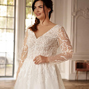 Свадебное платье для полных девушек с рукавами