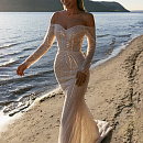 Свадебное платье русалка с рукавами и открытыми плечами фото