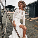 Шерстяной свитер с жемчугом