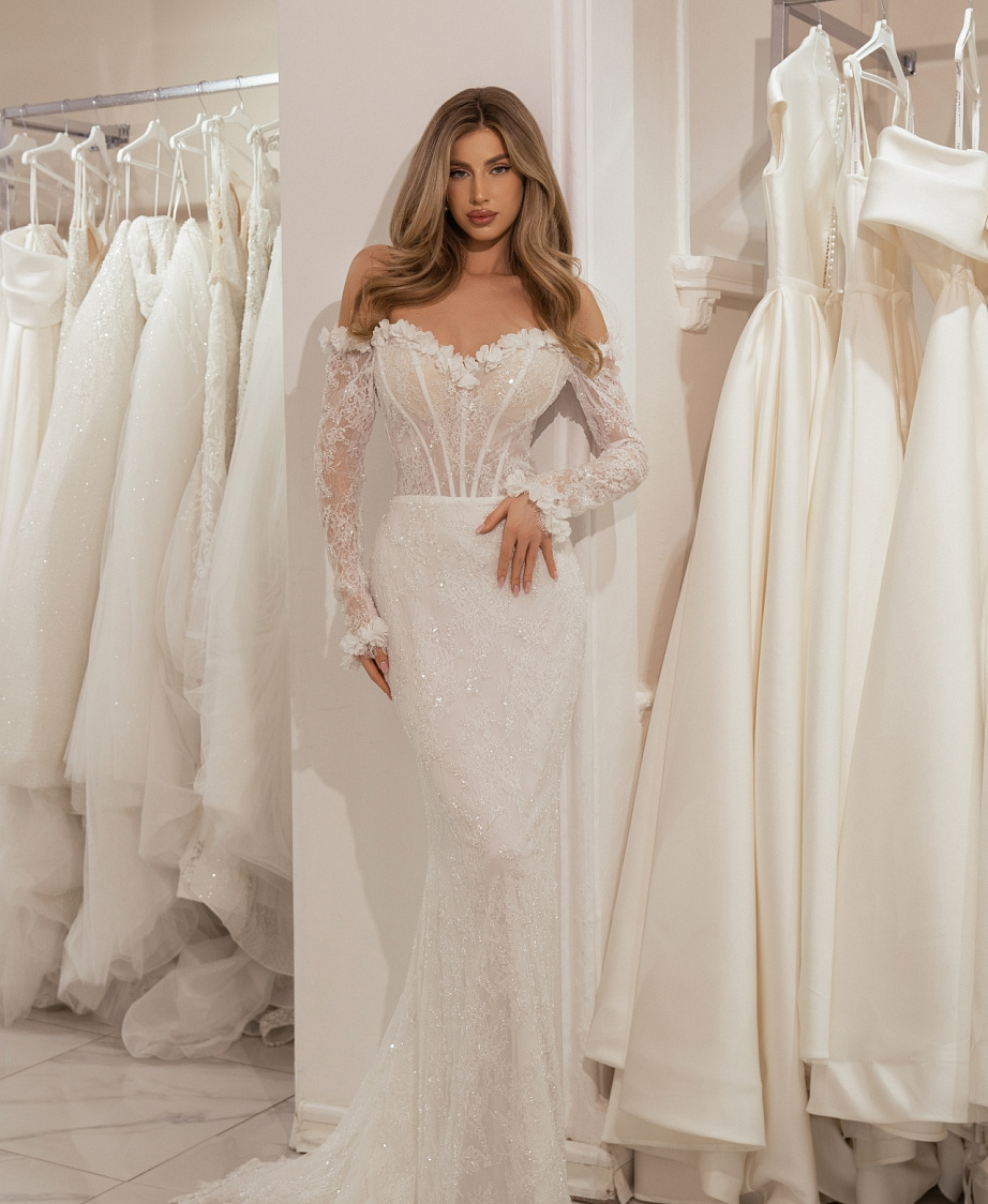 Свадебное платье русалка из кружева шантильи фото