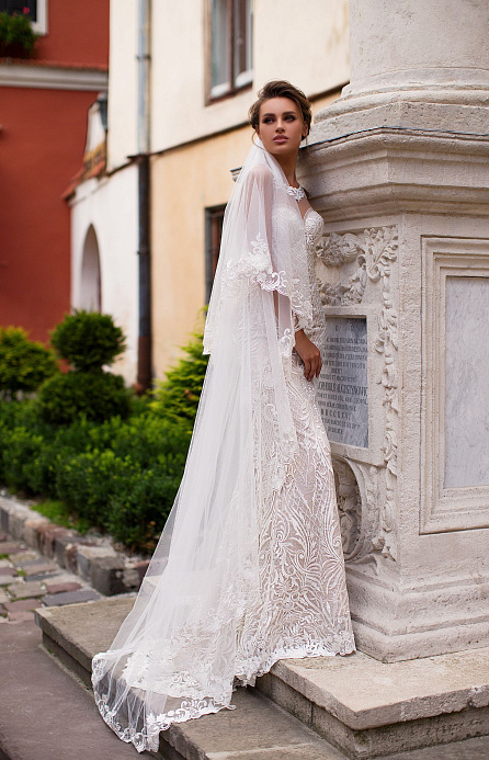 Длинная кружевная двухъярусная фата фото