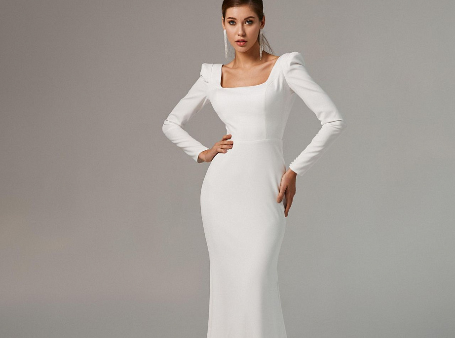 Свадебное платье русалка с квадратным вырезом и плечиками фото