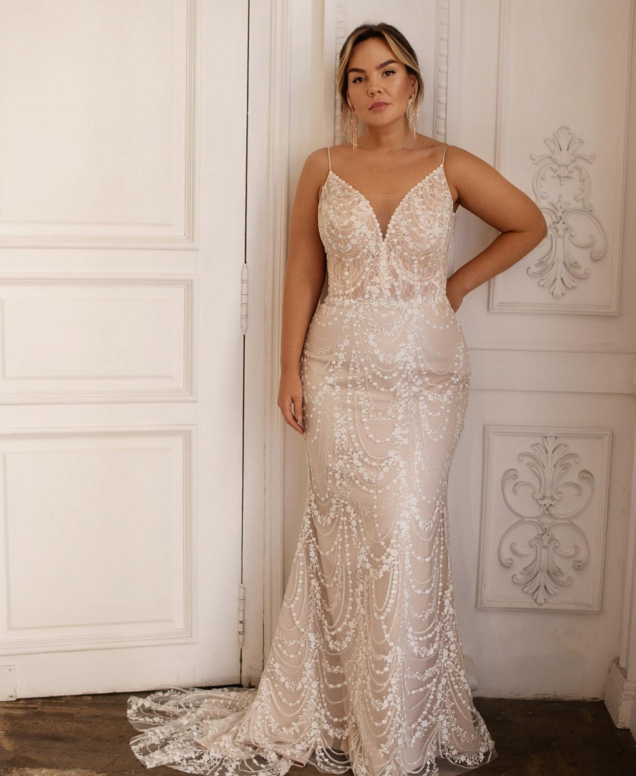 Свадебное платье рыбка большого размера фото