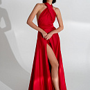 Шелковое вечернее платье рубинового цвета фото