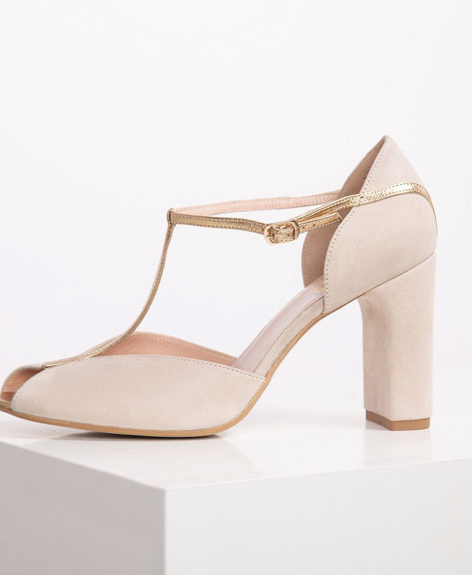 Замшевые свадебные босоножки фото