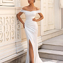 Стильное свадебное платье со спущенными плечиками фото