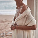 Шерстяная шаль с бахромой