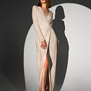 Прямое свадебное платье с глиттерным напылением фото