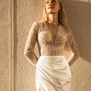 Свадебное платье с рукавами расшитое жемчугом фото